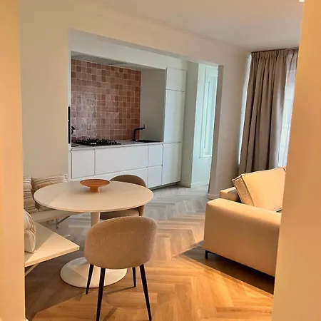 アパート Ostendeau - Stijlvol In Hartje オステンド